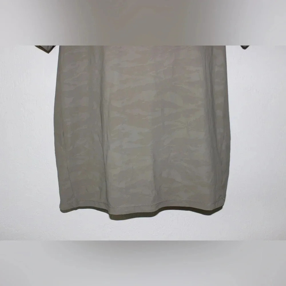 Men’s Zyia Active Camo Sport Ventilation Collar Polo Size XL - Picture 5 of 11